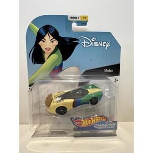 Hot Wheels Character Cars Disney Series 7 1/6 Mulan NIP